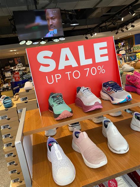 skechers megamall photos|Facebook.